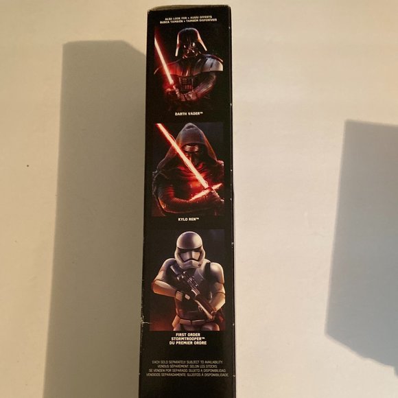 Star Wars - Finn Jakku - Disney Numbered - Picture 3 of 3